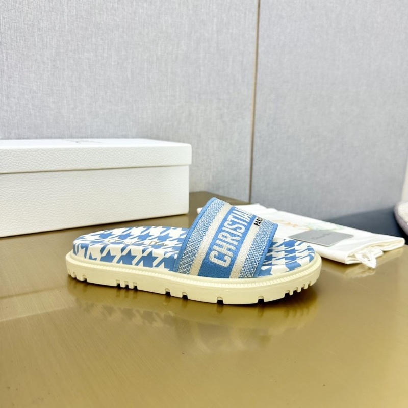 ch**an D*or slippers